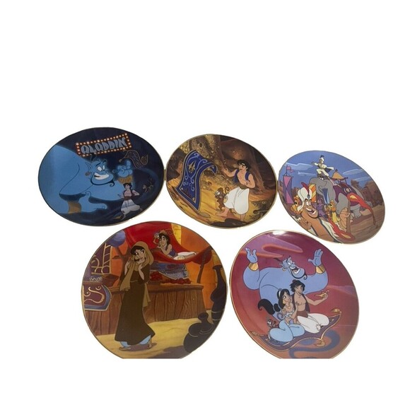 Disney’s Aladdin 7 Plate Collector Set - Bradford Exchange - Picture 1 of 14
